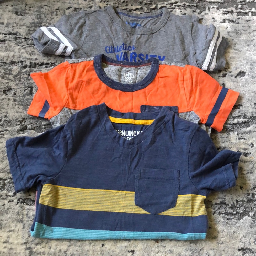 VGUC boys OshKosh tee bundle